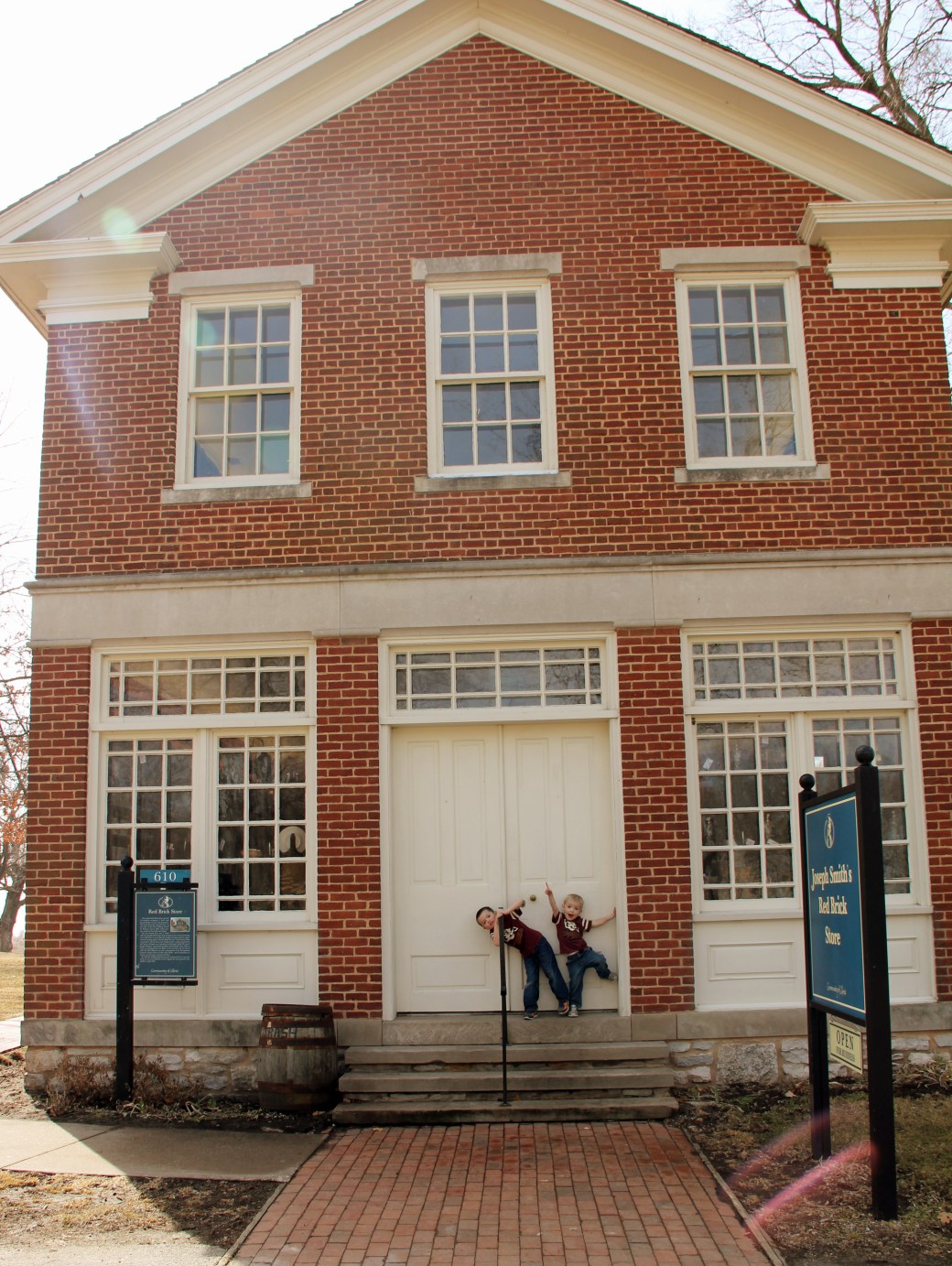 nauvoo red brick store